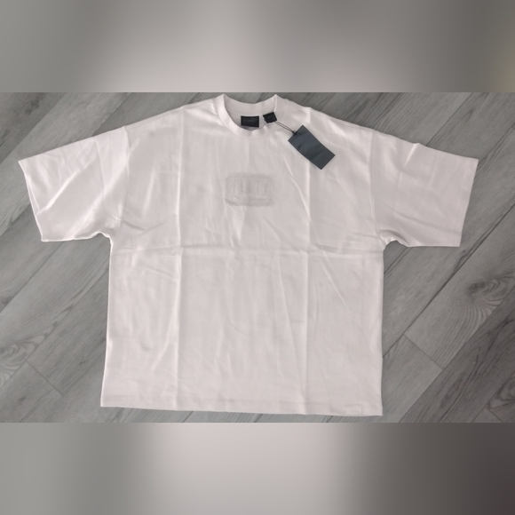 NEW FENTY X PUMA  Oversized Crew Neck T-Shirt EMBROIDERY STITCHING LACE - Picture 9 of 11